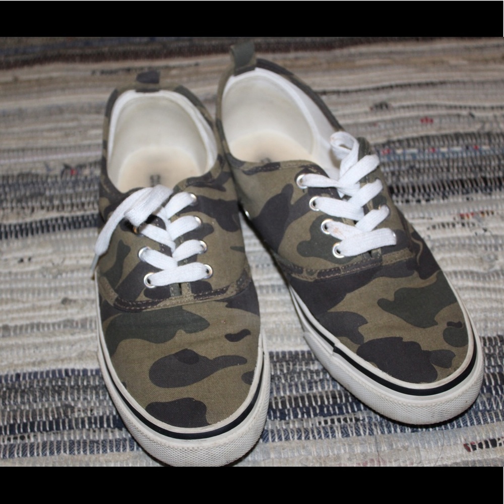 H&M Camo Slip On Sneakers